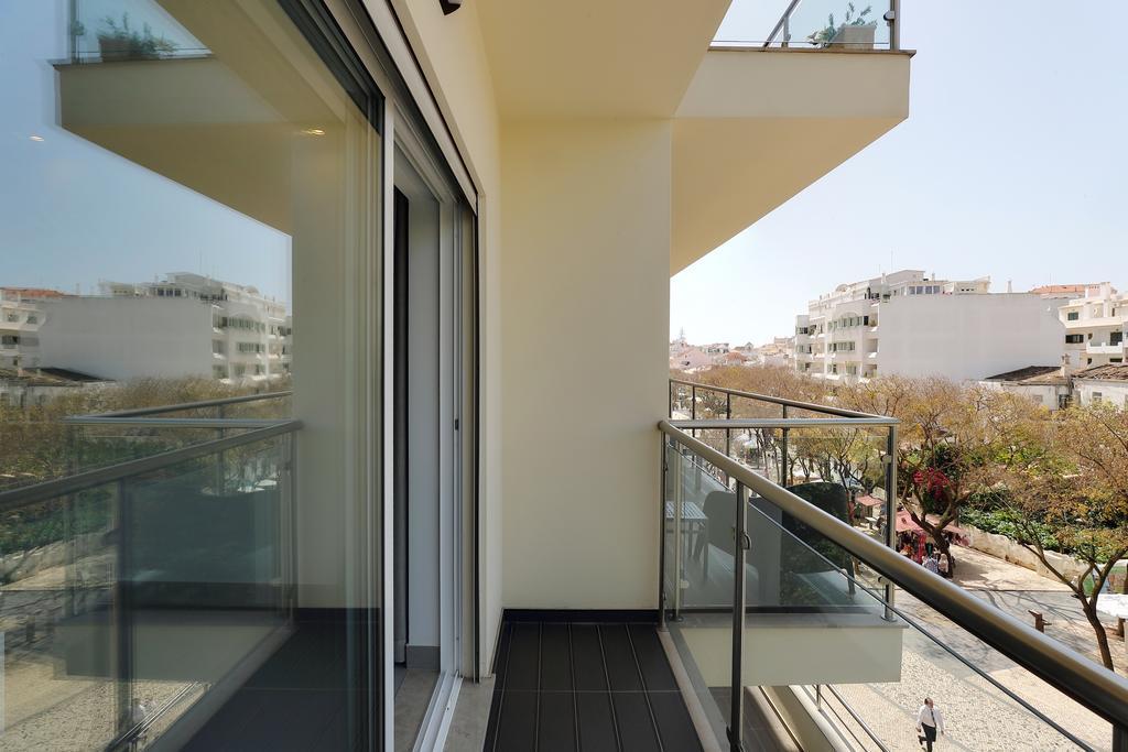 Original 3 Bedroom Downtown Albufeira Exteriör bild