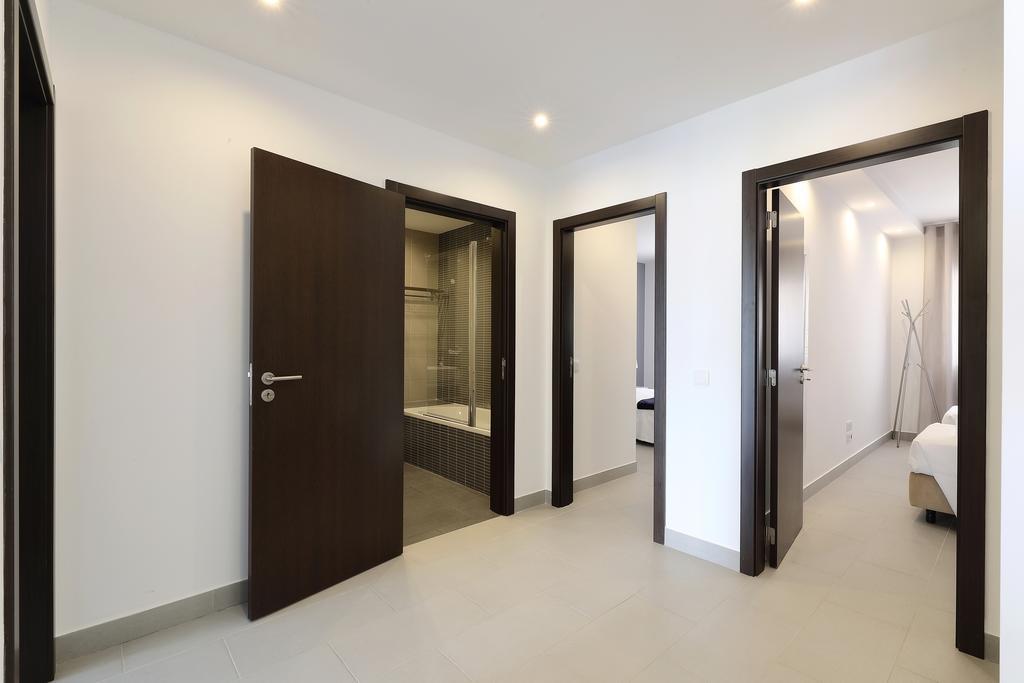 Original 3 Bedroom Downtown Albufeira Exteriör bild