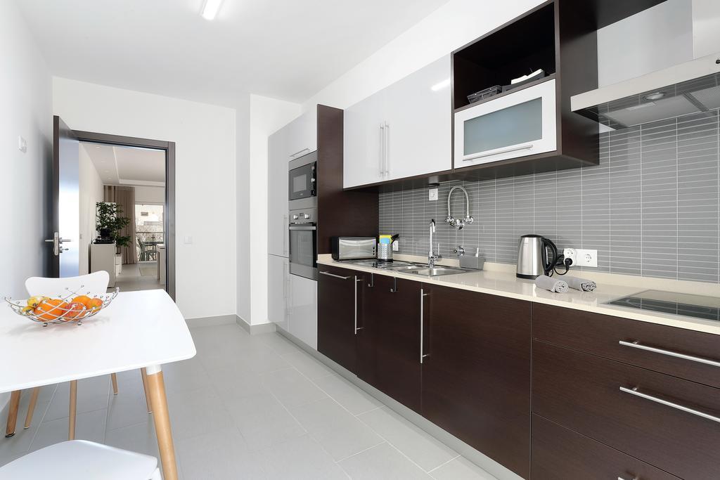 Original 3 Bedroom Downtown Albufeira Exteriör bild